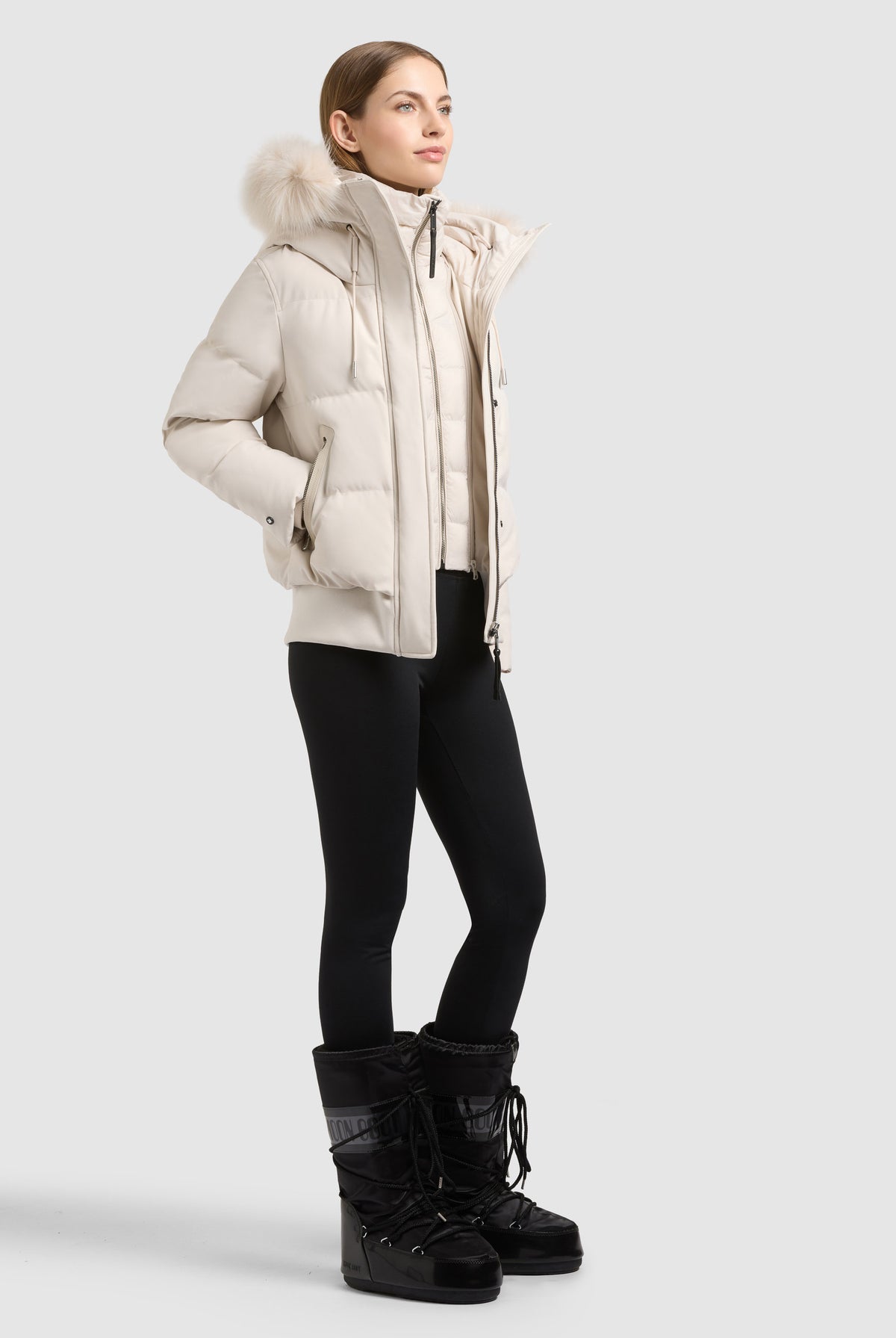 - Image from Khujo