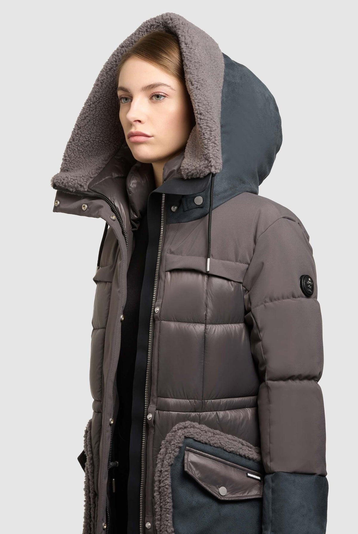 - Image from Khujo