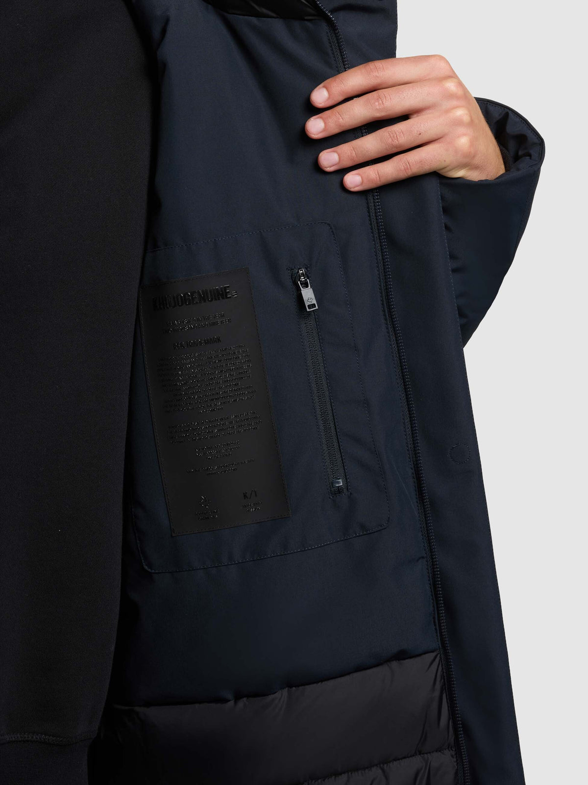 - Image from Khujo