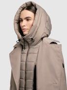  - Image from Khujo | Mantel ELENA GREIGE