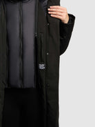  - Image from Khujo | Mantel IXIA BLACK