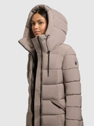  - Image from Khujo | Mantel ARLENE GREIGE