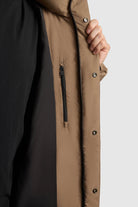  - Image from Khujo | Mantel HUDSON RUSSET BROWN