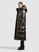  - Image from Khujo | Mantel RUBINA2 SHINY MUD BROWN