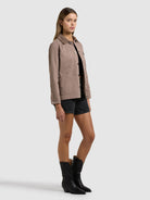  - Image from Khujo | Jacke SUZY LATTE BROWN