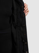  - Image from Khujo | Mantel THERES BLACK