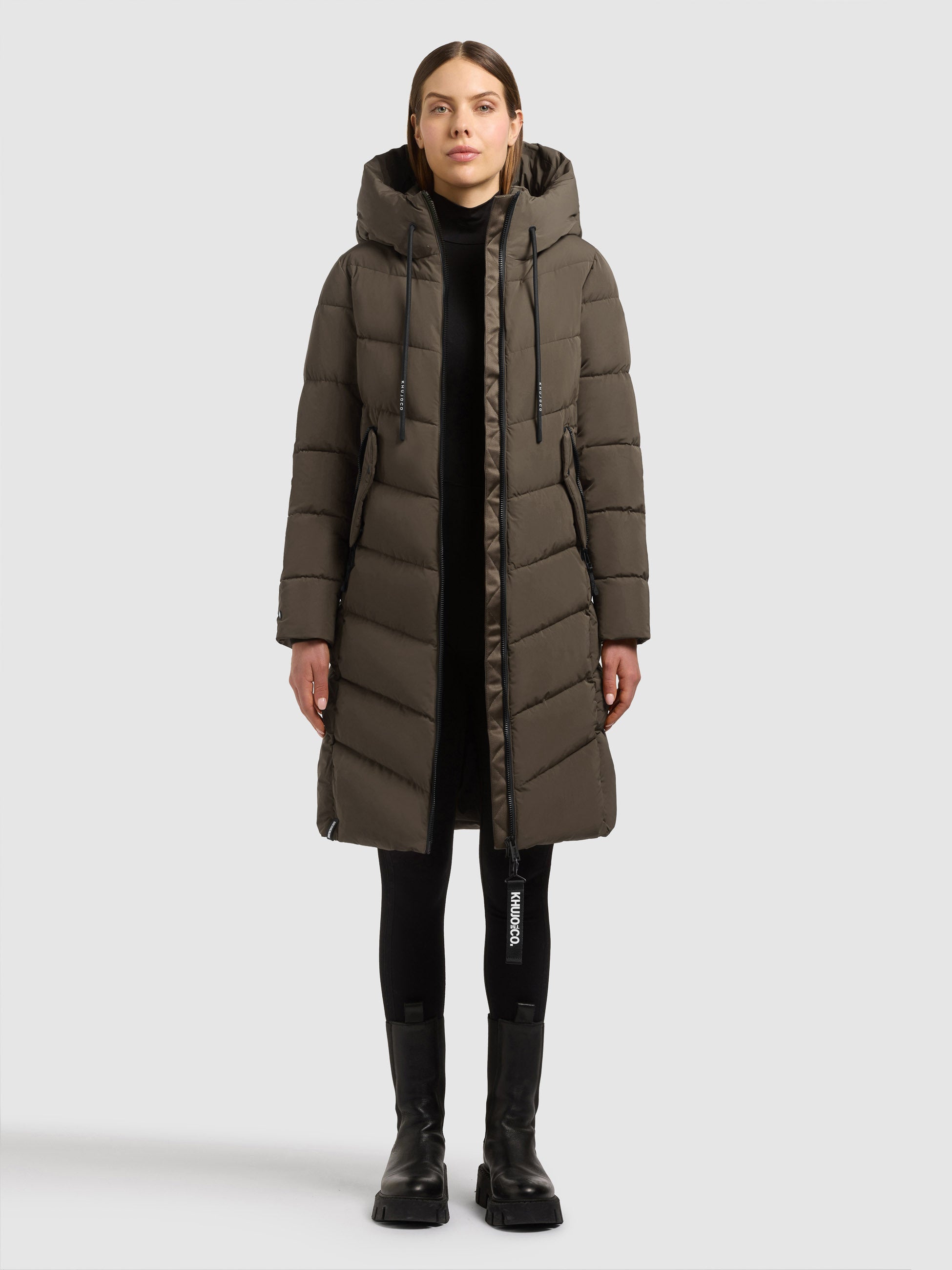  - Image from Khujo